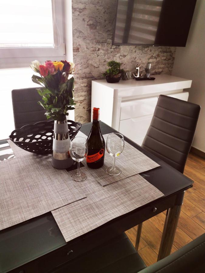 Apartament Rybka أوسترونيه مورسكية المظهر الخارجي الصورة