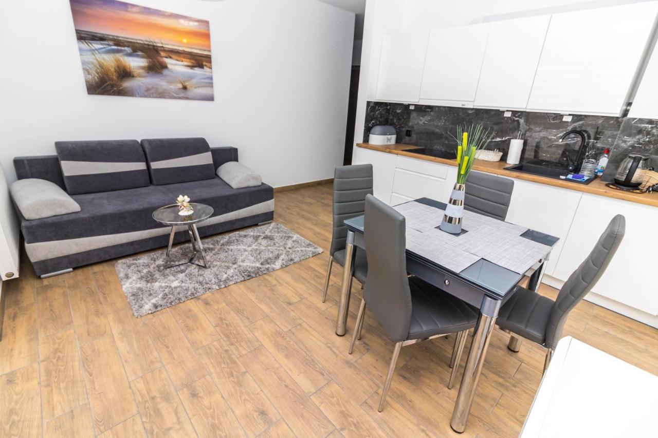 Apartament Rybka أوسترونيه مورسكية المظهر الخارجي الصورة