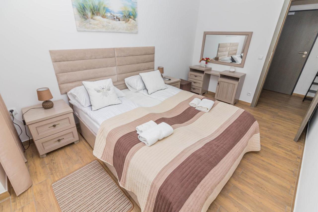 Apartament Rybka أوسترونيه مورسكية المظهر الخارجي الصورة